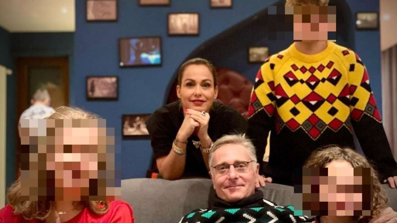 Paolo Bonolis. Sonia Bruganelli e la famiglia