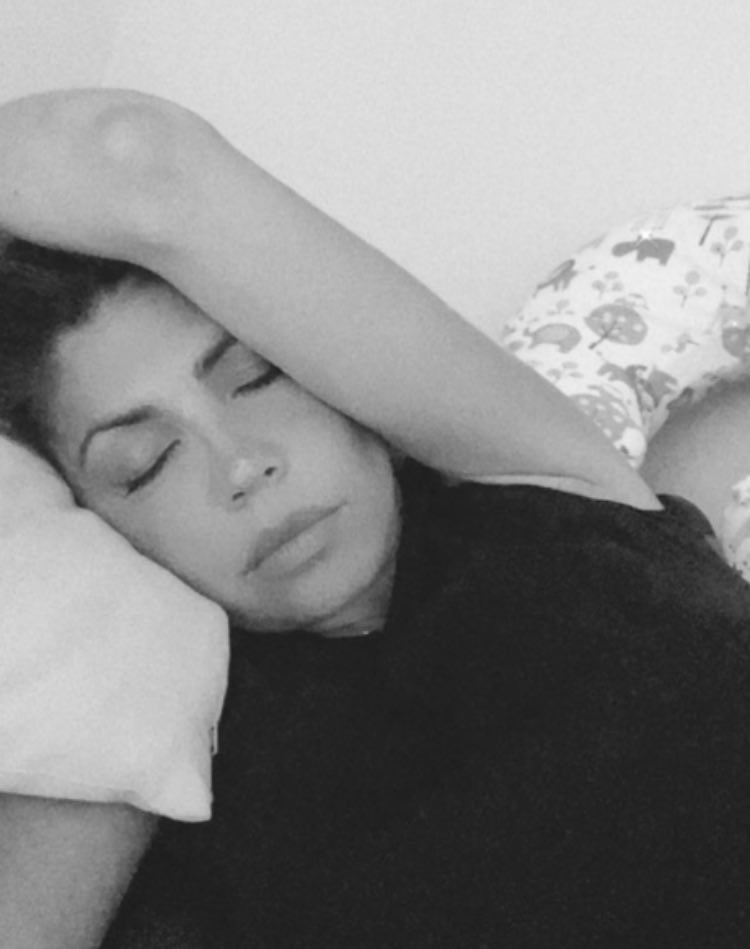 Flora Canto Dopo La Malattia E La Nuova Nascita Si Mostra Distrutta Ecco Che E Successo Il Democratico Giornale Di Libera Informazione