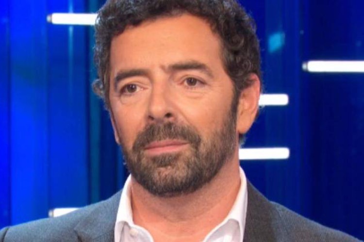 Alberto Matano Colpo Di Scena Spunta La Nuova Fidanzata Il Democratico Giornale Di Libera Informazione