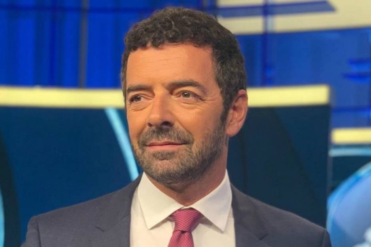 Alberto Matano Colpo Di Scena Spunta La Nuova Fidanzata Il Democratico Giornale Di Libera Informazione