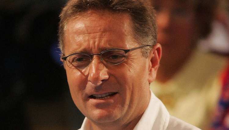 paolo sorride