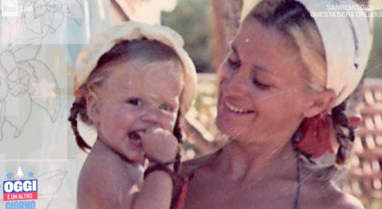 Chi è la bimba in foto?