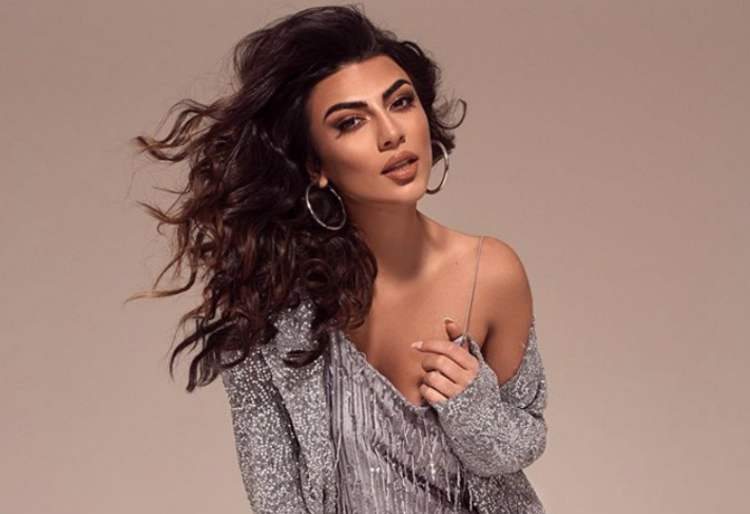 giulia sexy