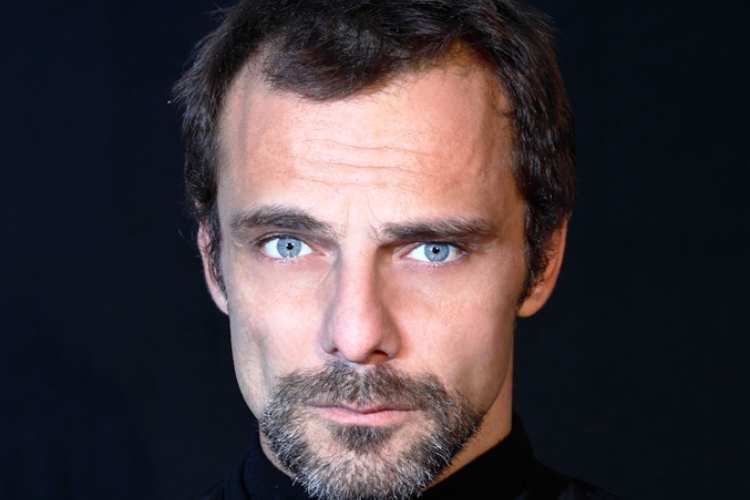 ale occhi celesti