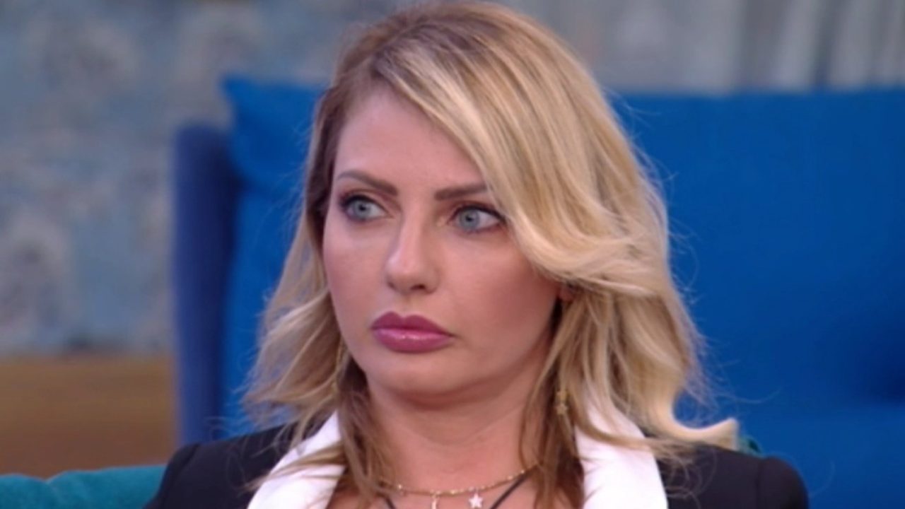 Manila Nazzaro