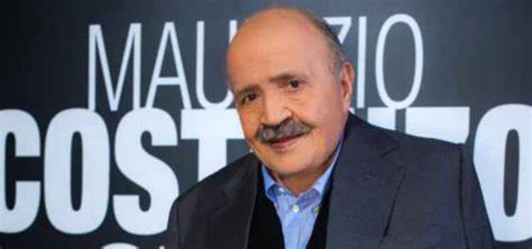 mauri sorride