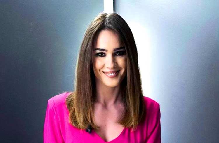 silvia sorride