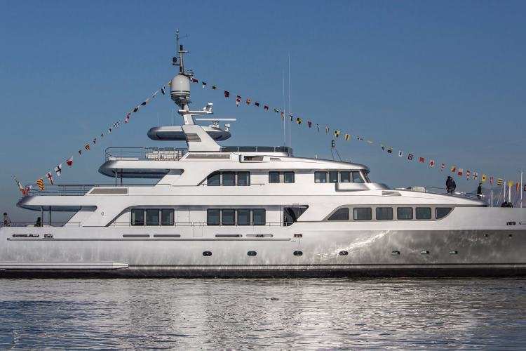 yacht bello