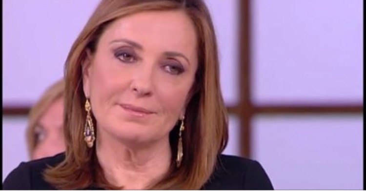 Barbara Palombelli, purtroppo è arrivata la fine: scoppia in lacrime davanti a tutti Barbara Palombelli, purtroppo è arrivata la fine: scoppia in lacrime davanti a tutti