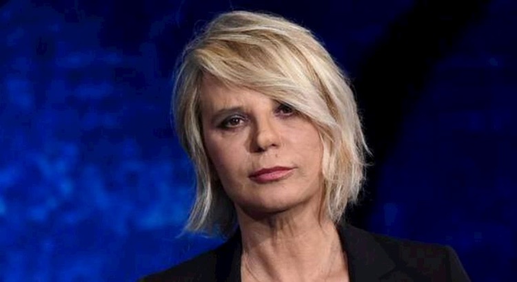Maria De Filippi, il rapporto segreto con lei: esce fuori la verità | La conosce tutta Italia Maria De Filippi, il rapporto segreto con lei: esce fuori la verità | La conosce tutta Italia