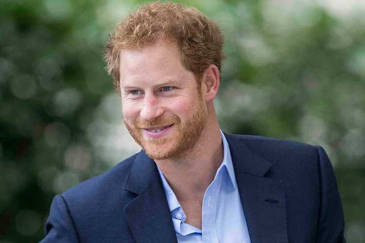 harry sorride