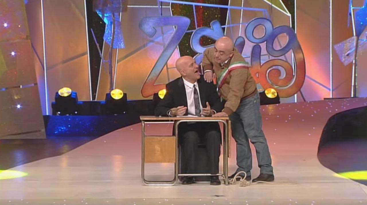 Ricordate Paolo Cevoli? Da successo di ‘Zelig’ alla malattia che ha distrutto tutto: ecco come sta oggi Ricordate Paolo Cevoli? Da successo di ‘Zelig’ alla malattia che ha distrutto tutto: ecco come sta oggi