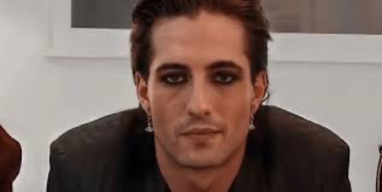 Damiano dei Maneskin ecco come si è presentato sul palco
