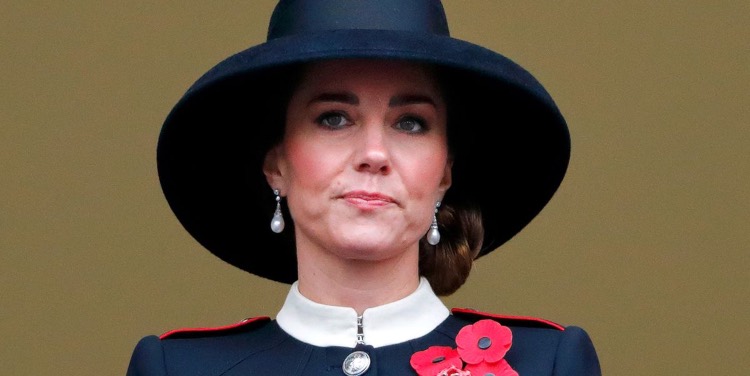 Kate Middleton volto deturpato