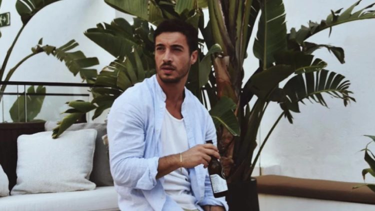 Antonino Spinalbanese, esce allo scoperto il grande amore dopo Belen Rodriguez: paga tutto lui Antonino Spinalbanese, esce allo scoperto il grande amore dopo Belen Rodriguez: paga tutto lui