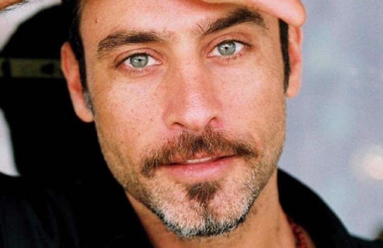 Raz Degan bello