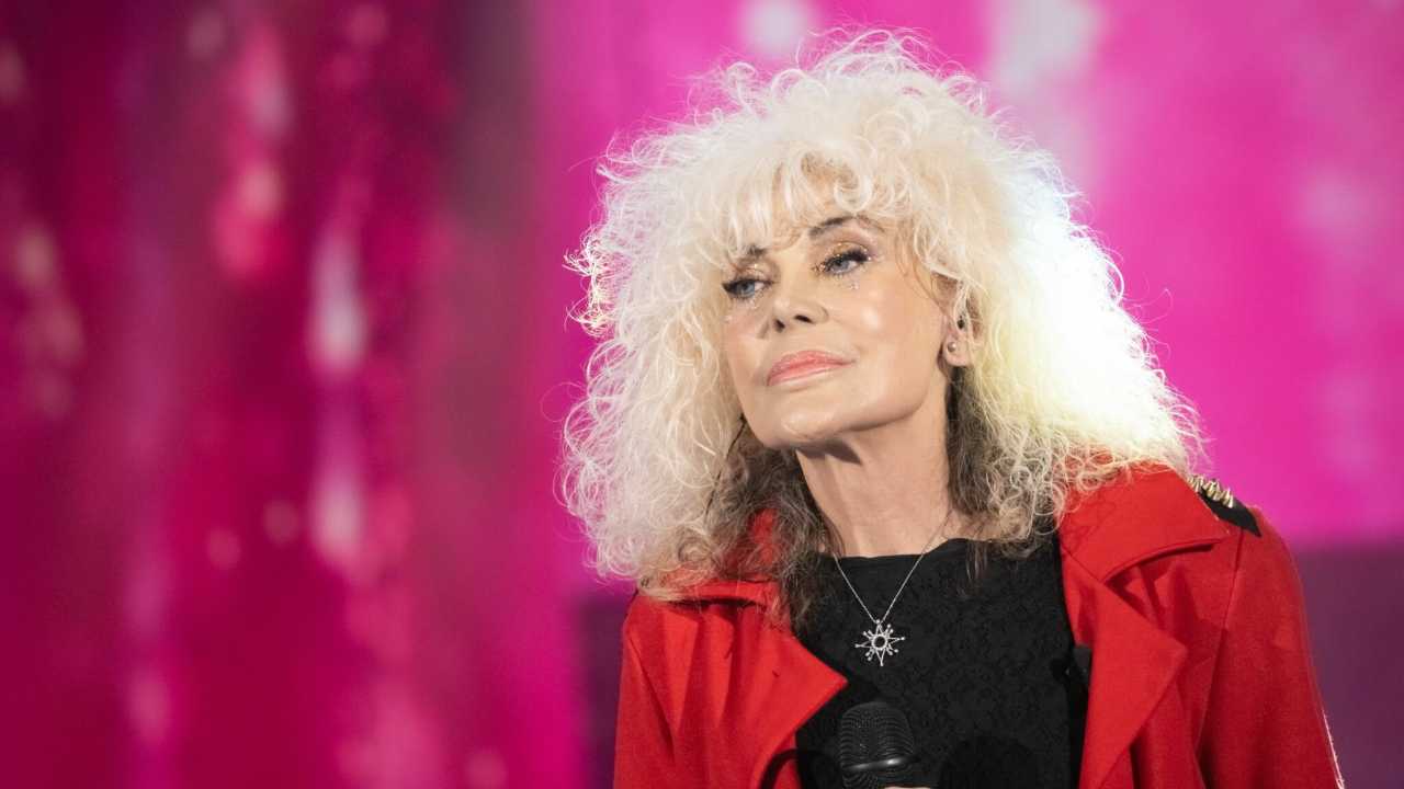 Donatella Rettore seria