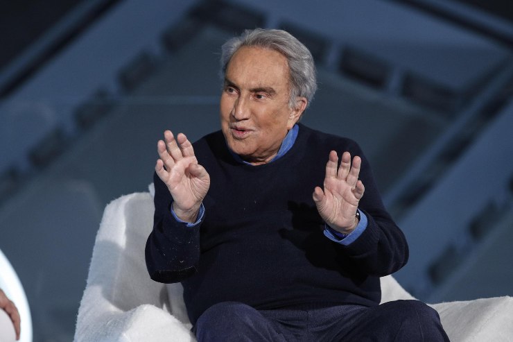 Emilio Fede serio