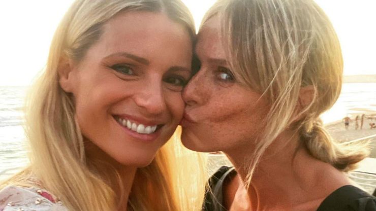 Michelle e Serena bacio e sorrisi