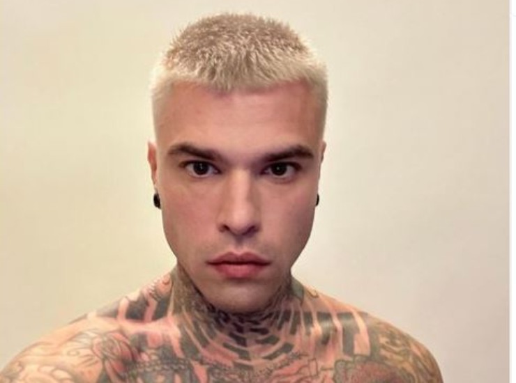 fedez nuovo look ildemocratico.com 22201122